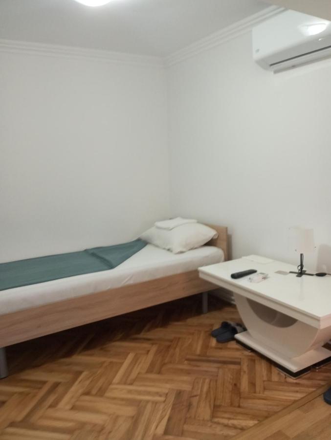 Airport Md Rooms 2 Белград Екстер'єр фото